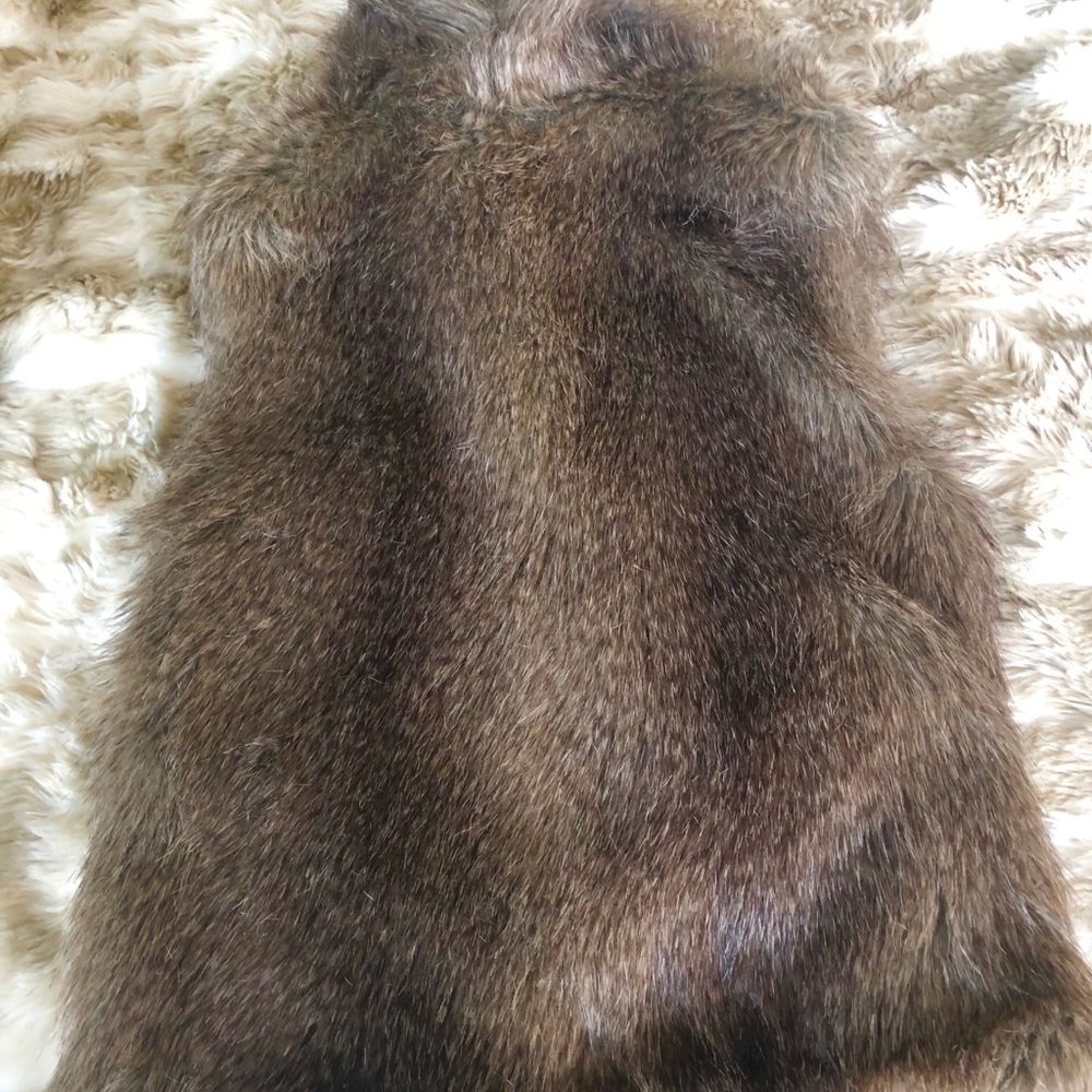 Faux fur vest!